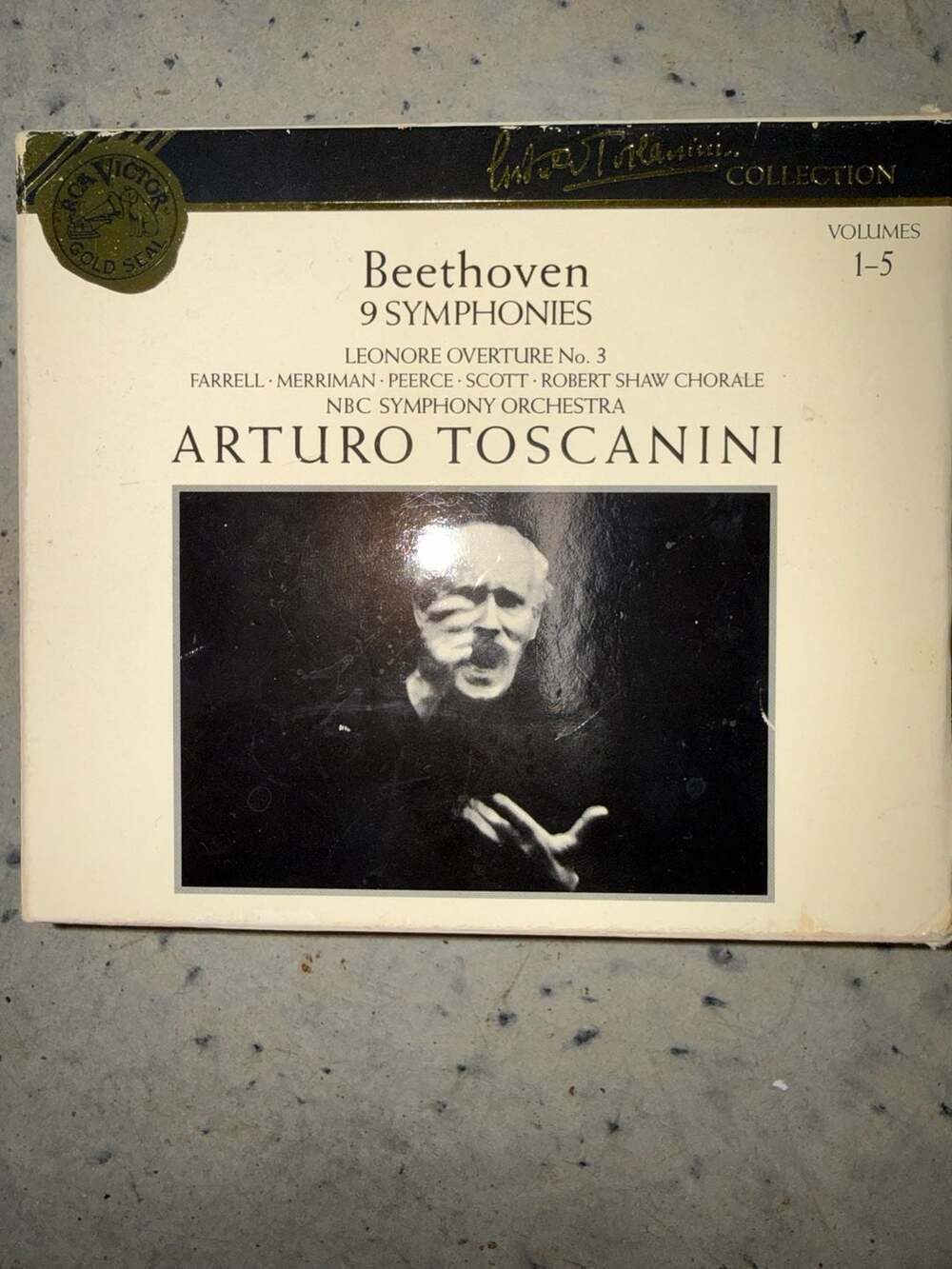 Beethoven symphony No. 9 - Arturo Toscanini [CD] 1990 BMG Music